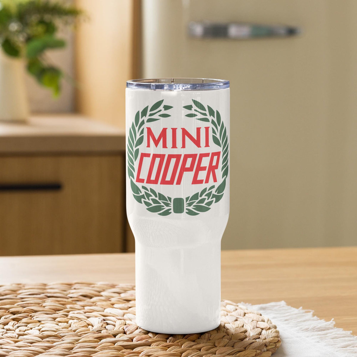 Old Mini Cooper Emblem Travel mug with a handle